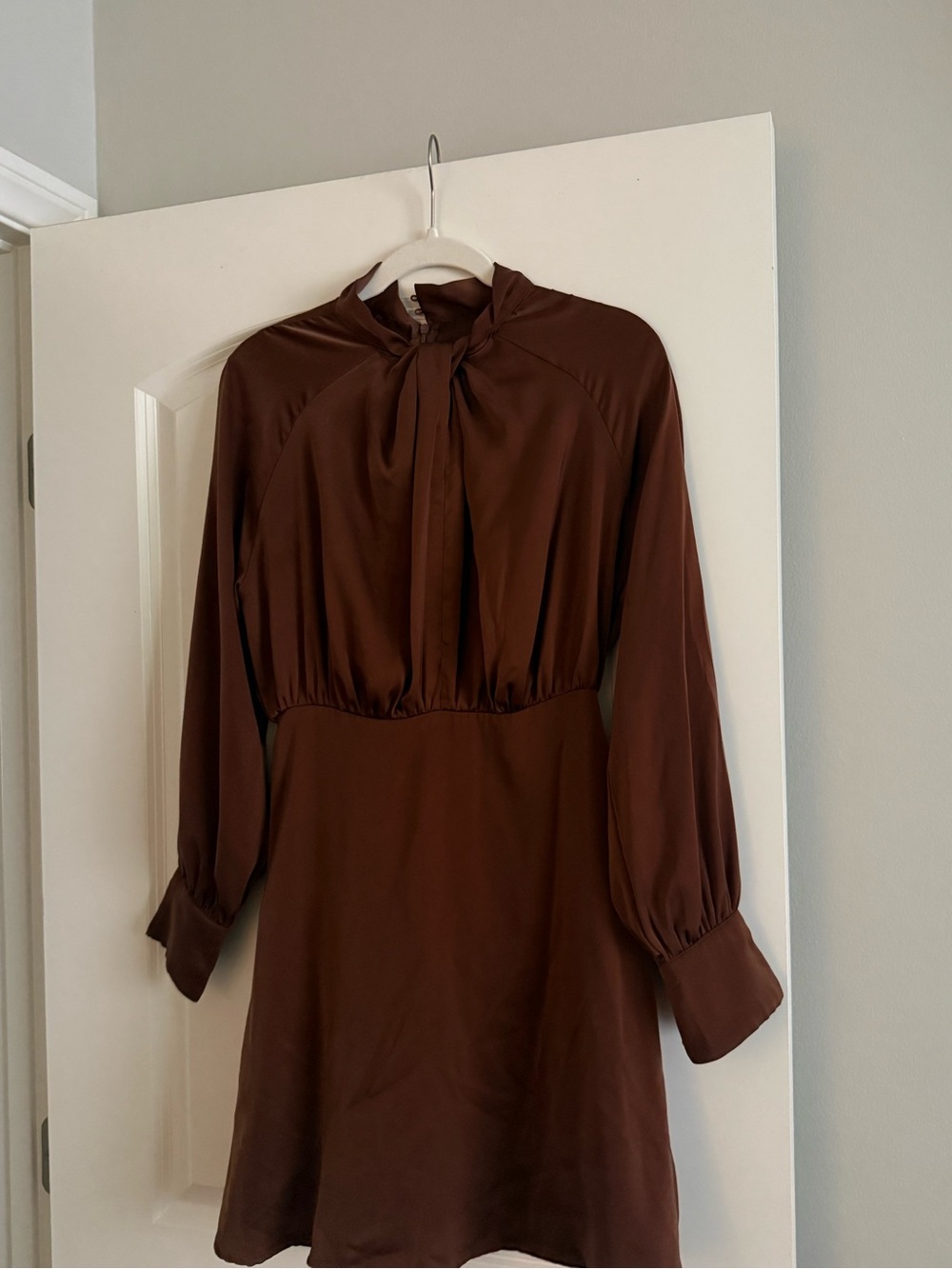 Women's Brown Tie-Neck Long Sleeve Dress